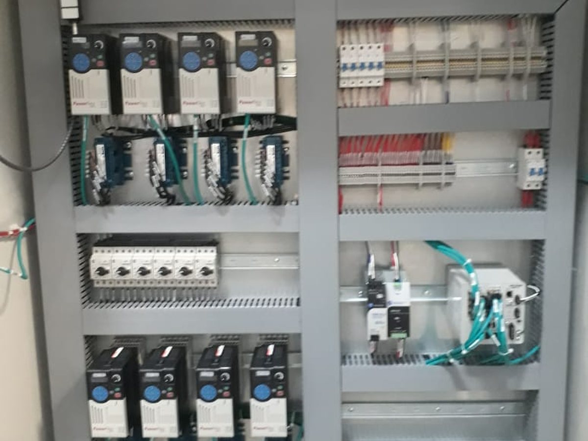 Automation cabinet with variable frequency drives
